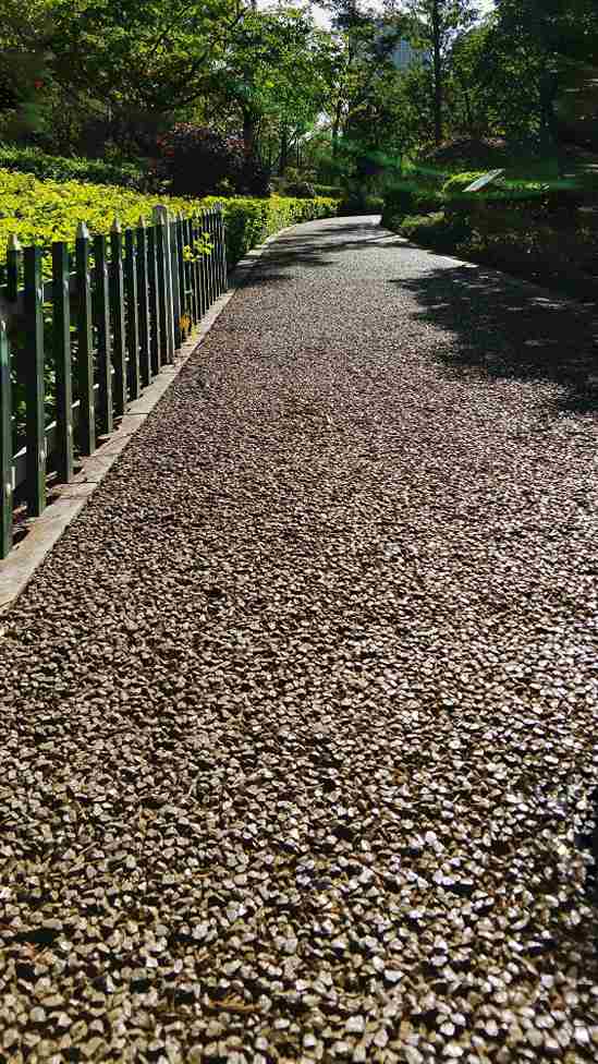 gravel driveways