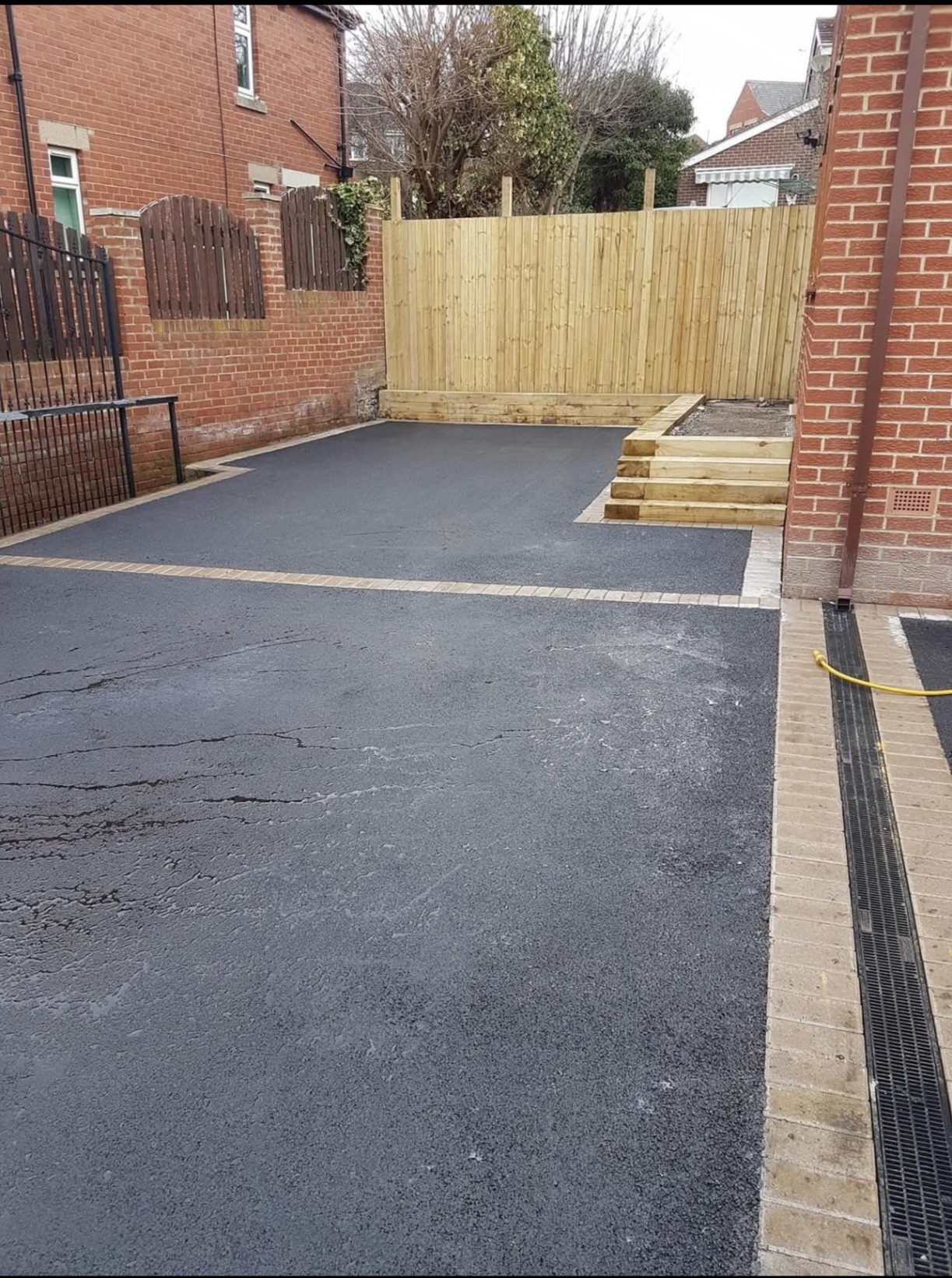 Tarmac Driveways in Leeds